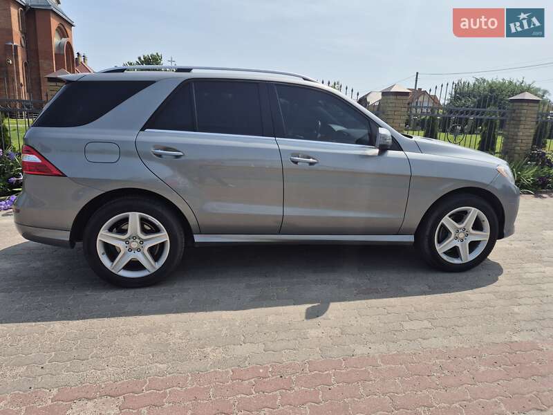 Внедорожник / Кроссовер Mercedes-Benz M-Class 2013 в Луцке