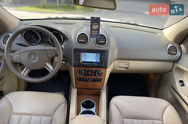 Внедорожник / Кроссовер Mercedes-Benz M-Class 2007 в 