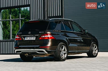 Внедорожник / Кроссовер Mercedes-Benz M-Class 2014 в 