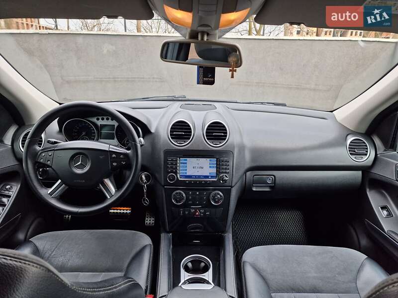 Позашляховик / Кросовер Mercedes-Benz M-Class 2008 в Чернівцях
