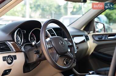 Внедорожник / Кроссовер Mercedes-Benz M-Class 2015 в 