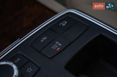 Внедорожник / Кроссовер Mercedes-Benz M-Class 2015 в 