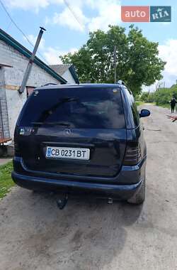Позашляховик / Кросовер Mercedes-Benz M-Class 1998 в 