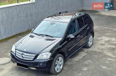 Позашляховик / Кросовер Mercedes-Benz M-Class 2008 в 