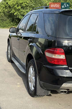Внедорожник / Кроссовер Mercedes-Benz M-Class 2008 в 