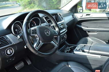 Внедорожник / Кроссовер Mercedes-Benz M-Class 2013 в 