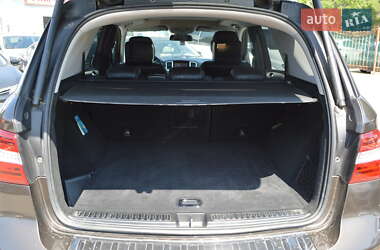 Внедорожник / Кроссовер Mercedes-Benz M-Class 2013 в 