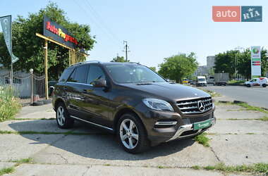 Внедорожник / Кроссовер Mercedes-Benz M-Class 2013 в 