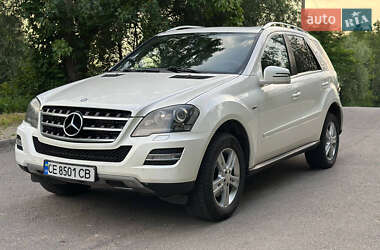 Внедорожник / Кроссовер Mercedes-Benz M-Class 2011 в Черновцах