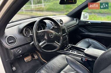 Позашляховик / Кросовер Mercedes-Benz M-Class 2011 в 