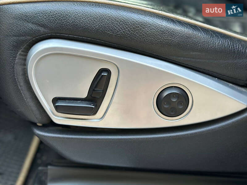 Внедорожник / Кроссовер Mercedes-Benz M-Class 2010 в Черновцах