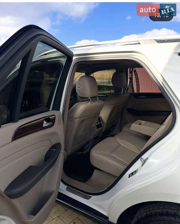 Внедорожник / Кроссовер Mercedes-Benz M-Class 2011 в Виноградове