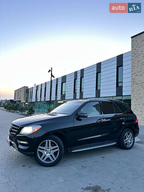 Внедорожник / Кроссовер Mercedes-Benz M-Class 2012 в Хмельницком фото 2 Внедорожник / Кроссовер Mercedes-Benz M-Class 2012 в Хмельницком