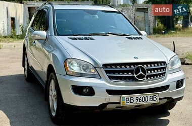 Внедорожник / Кроссовер Mercedes-Benz M-Class 2008 в 