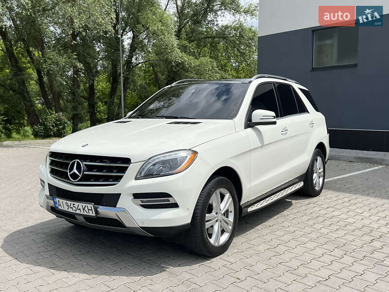 Внедорожник / Кроссовер Mercedes-Benz M-Class 2012 в 