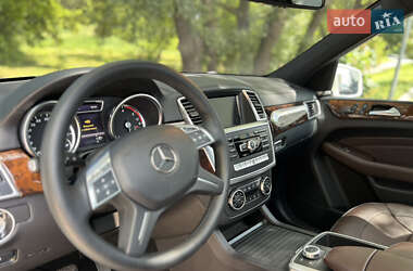 Внедорожник / Кроссовер Mercedes-Benz M-Class 2012 в 