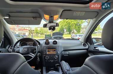 Внедорожник / Кроссовер Mercedes-Benz M-Class 2010 в 