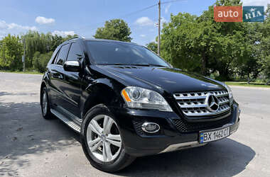 Внедорожник / Кроссовер Mercedes-Benz M-Class 2010 в 
