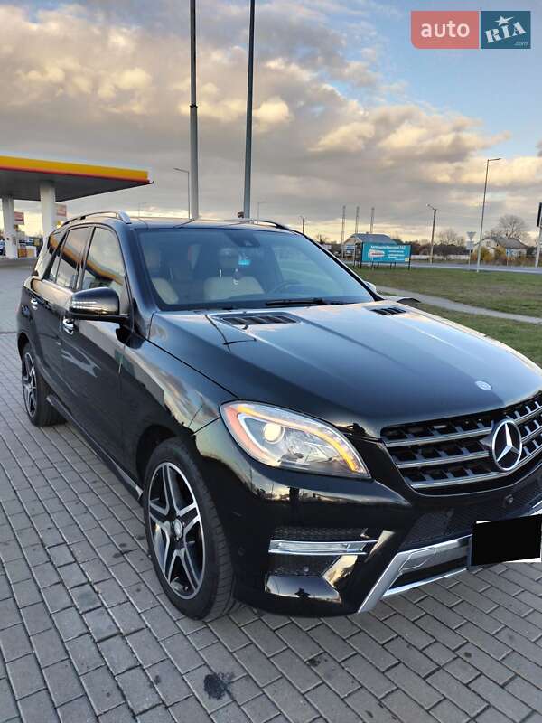 Внедорожник / Кроссовер Mercedes-Benz M-Class 2015 в Тернополе