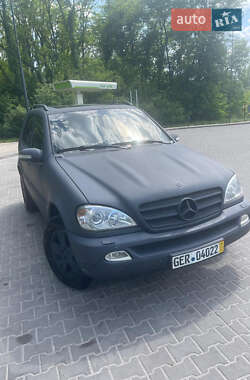 Внедорожник / Кроссовер Mercedes-Benz M-Class 2005 в 
