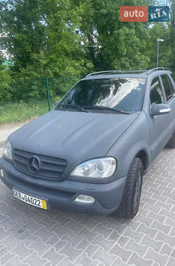 Внедорожник / Кроссовер Mercedes-Benz M-Class 2005 в 