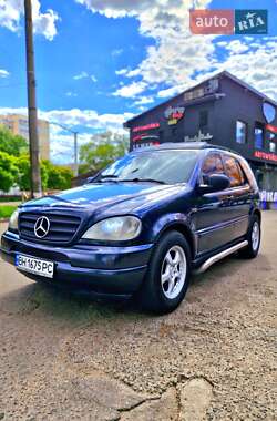 Внедорожник / Кроссовер Mercedes-Benz M-Class 1999 в Одессе