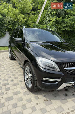 Позашляховик / Кросовер Mercedes-Benz M-Class 2015 в 