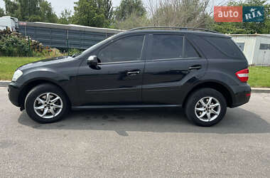 Внедорожник / Кроссовер Mercedes-Benz M-Class 2009 в 