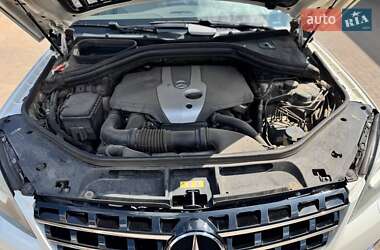Внедорожник / Кроссовер Mercedes-Benz M-Class 2012 в 