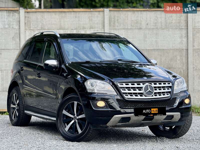 Mercedes-Benz M-Class 2010