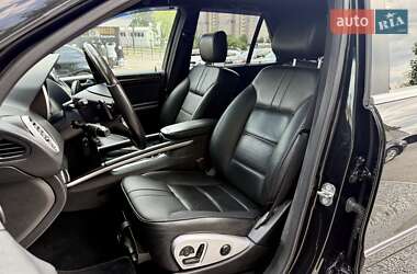 Внедорожник / Кроссовер Mercedes-Benz M-Class 2010 в 