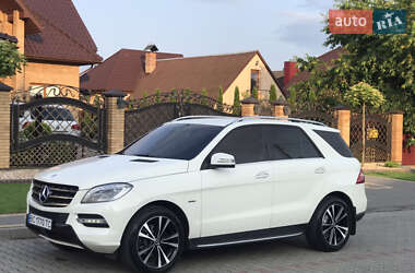 Внедорожник / Кроссовер Mercedes-Benz M-Class 2012 в 