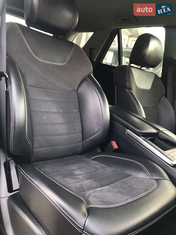 Позашляховик / Кросовер Mercedes-Benz M-Class 2012 в Луцьку