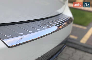 Внедорожник / Кроссовер Mercedes-Benz M-Class 2012 в 