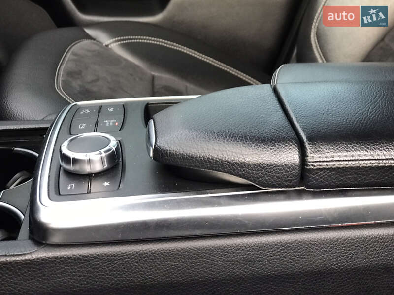 Позашляховик / Кросовер Mercedes-Benz M-Class 2012 в Луцьку