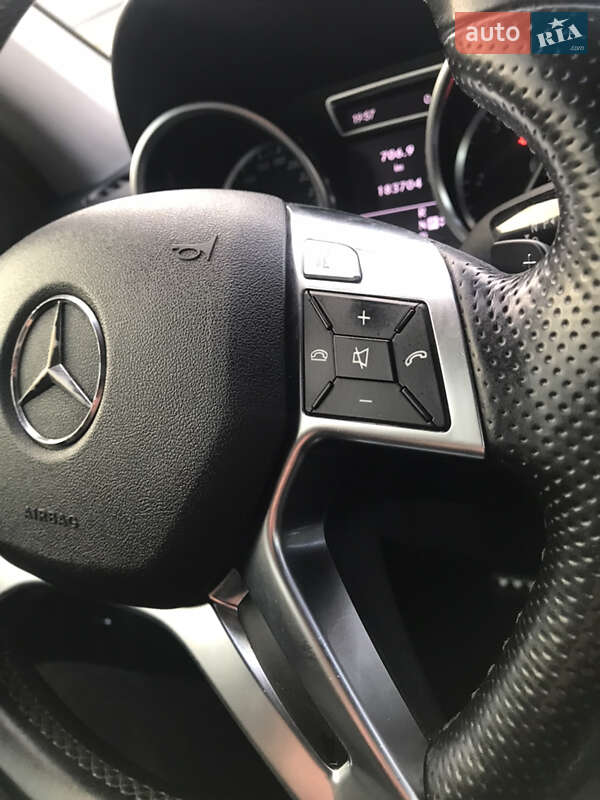 Позашляховик / Кросовер Mercedes-Benz M-Class 2012 в Луцьку