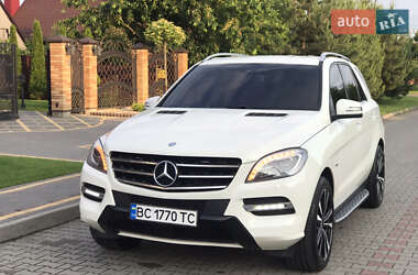 Внедорожник / Кроссовер Mercedes-Benz M-Class 2012 в 