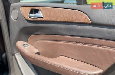 Внедорожник / Кроссовер Mercedes-Benz M-Class 2011 в 