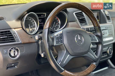 Внедорожник / Кроссовер Mercedes-Benz M-Class 2011 в 