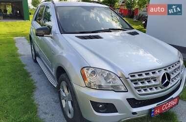 Внедорожник / Кроссовер Mercedes-Benz M-Class 2011 в Дубно