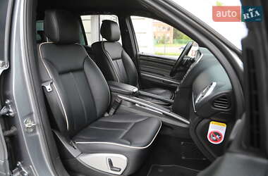 Внедорожник / Кроссовер Mercedes-Benz M-Class 2011 в 