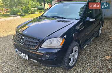 Внедорожник / Кроссовер Mercedes-Benz M-Class 2007 в 