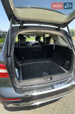 Внедорожник / Кроссовер Mercedes-Benz M-Class 2011 в 