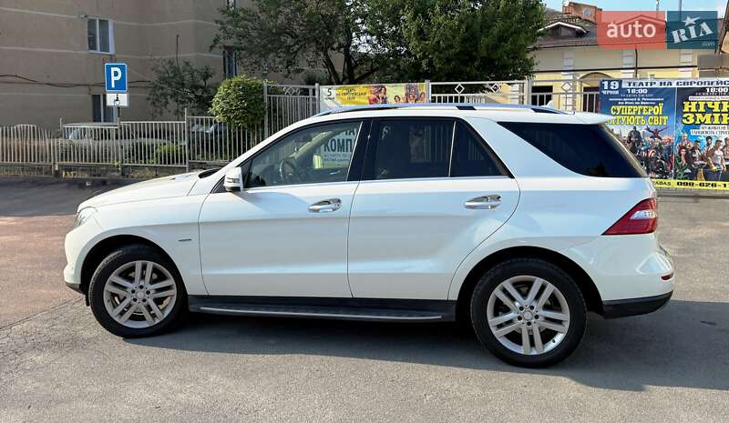 Внедорожник / Кроссовер Mercedes-Benz M-Class 2012 в Бердичеве