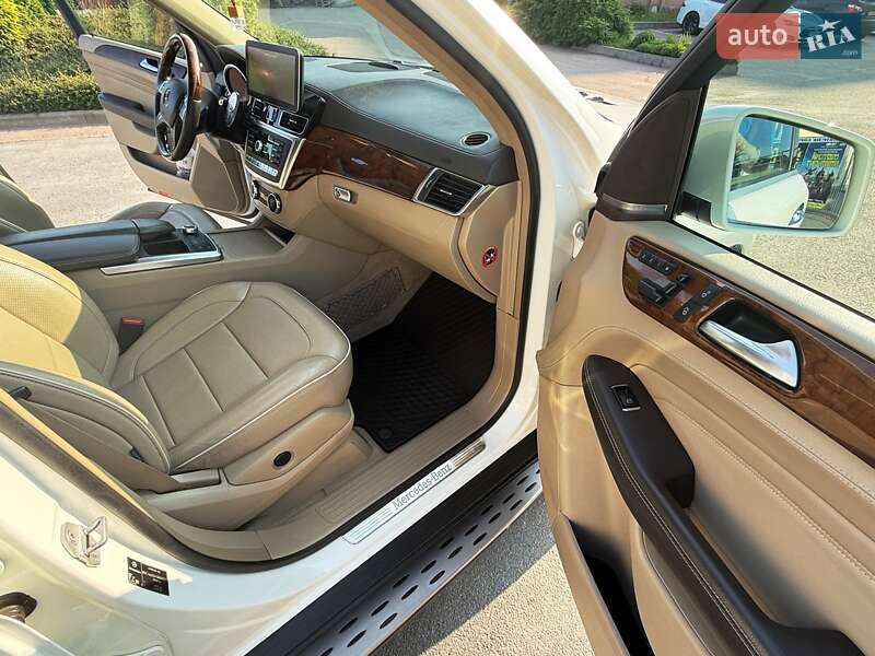 Внедорожник / Кроссовер Mercedes-Benz M-Class 2012 в Бердичеве