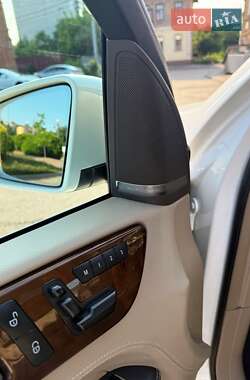 Внедорожник / Кроссовер Mercedes-Benz M-Class 2012 в 