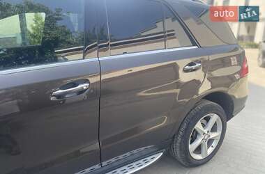 Внедорожник / Кроссовер Mercedes-Benz M-Class 2014 в 