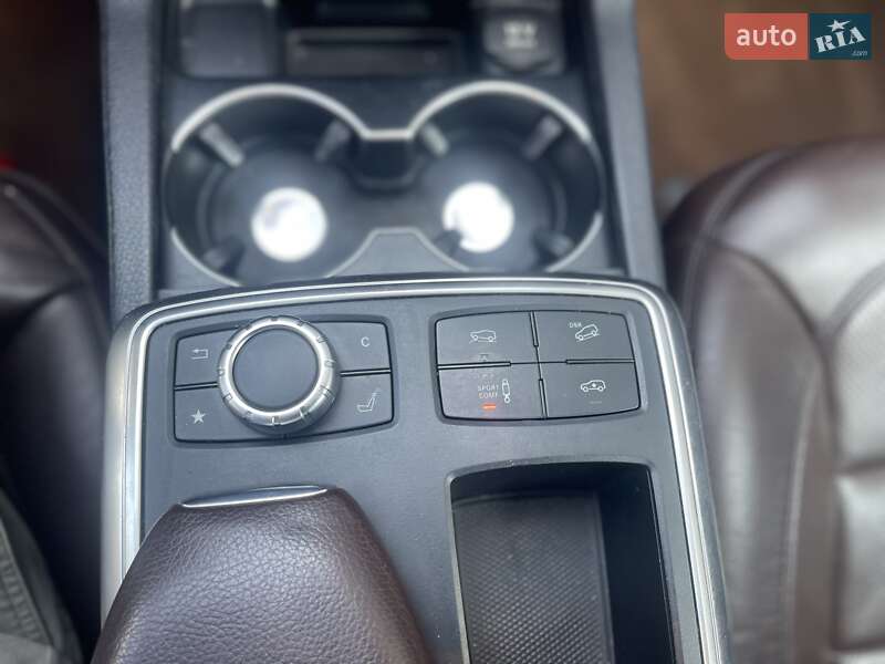 Внедорожник / Кроссовер Mercedes-Benz M-Class 2014 в Львове