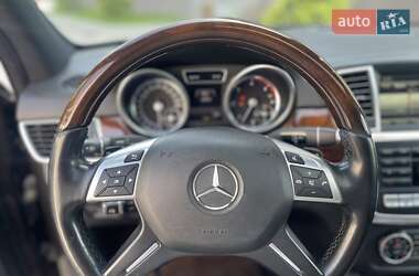 Внедорожник / Кроссовер Mercedes-Benz M-Class 2014 в 