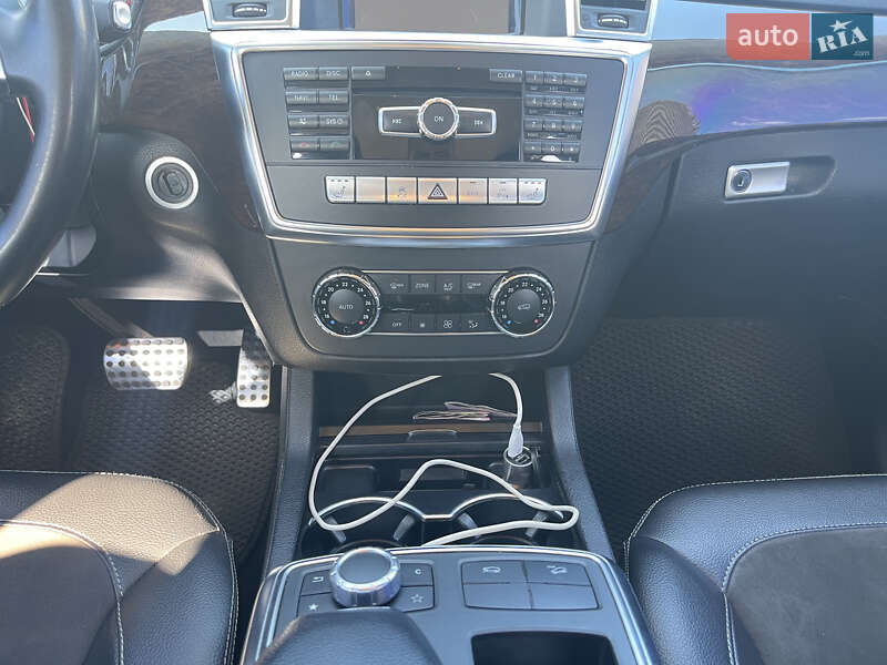 Внедорожник / Кроссовер Mercedes-Benz M-Class 2013 в Камне-Каширском